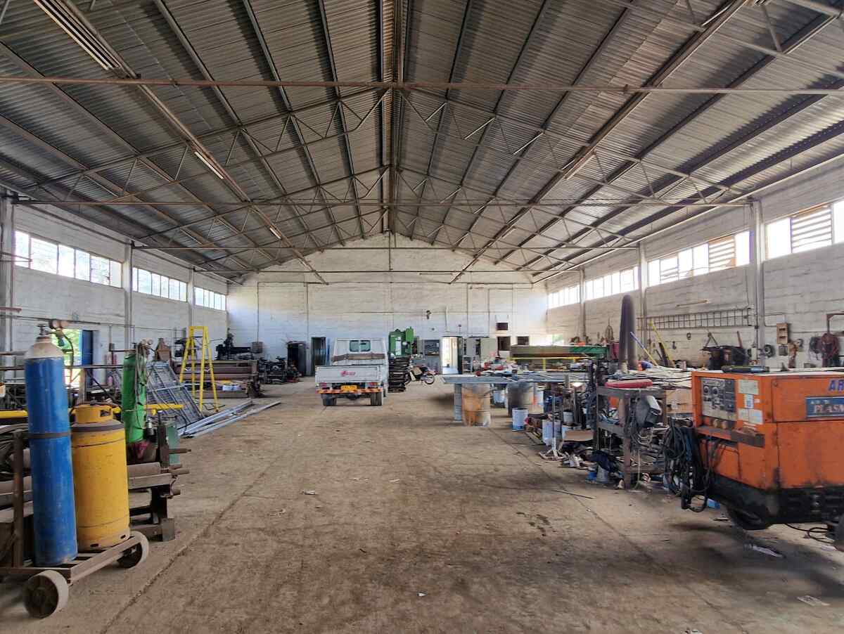 Industrial Warehouse in Aradippou