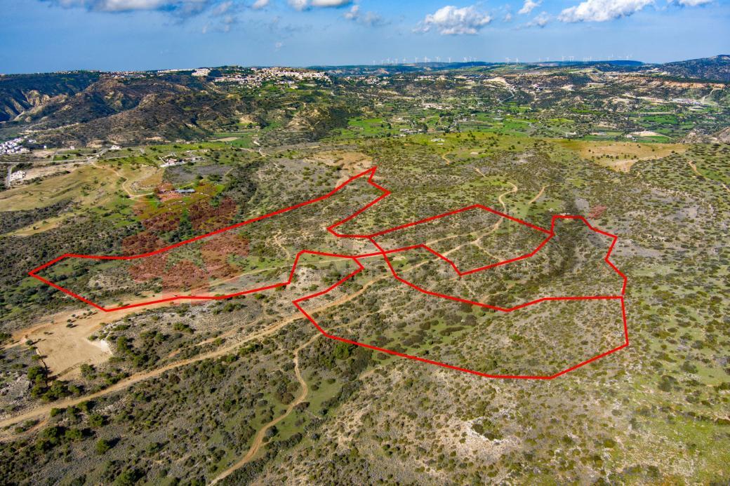 FOUR TOURISTIC FIELDS IN PISSOURI, LIMASSOL